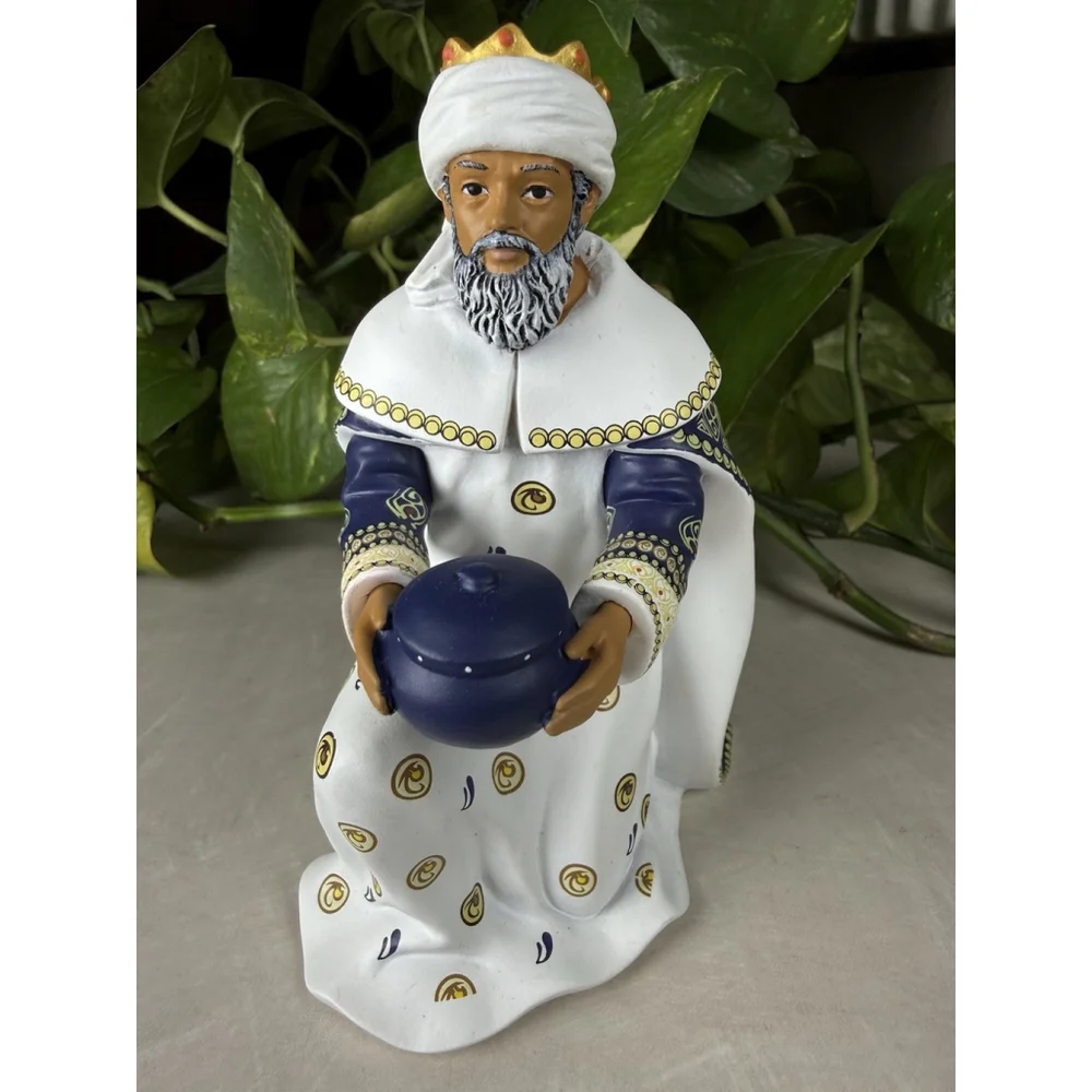 Hawthorne Village The Silent Night Nativity Collection King Balthasar 2011
